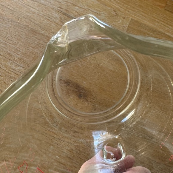 Vintage Pyrex Clear Glass One Quart Measuring Cup with Red Markings - Picture 6 of 7